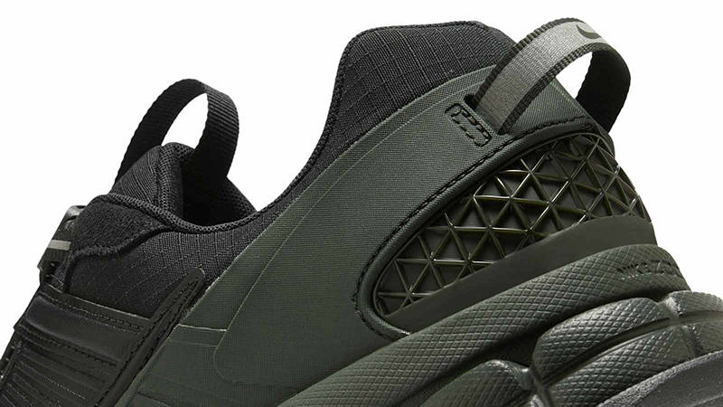 Кросівки чоловічі Nike Vomero 5 Roam Sequoia — фото 7