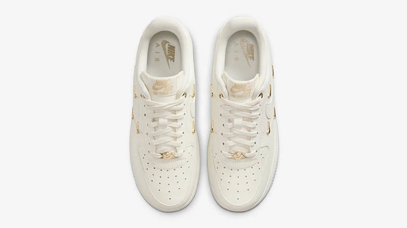 Кросівки Nike Air Force 1 Low LX Gold — фото 4