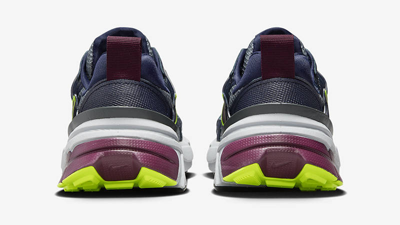 Кросівки для бігу жіночі Nike V2k Run Nh Luminous (FV6602-400) — фото 5