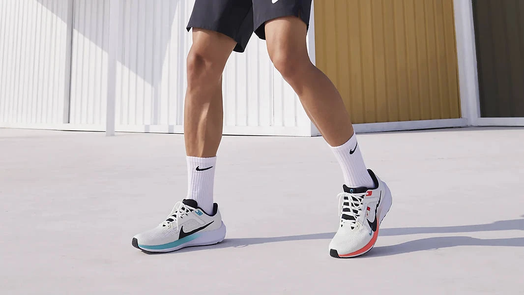 Кросівки для бігу чоловічі Nike Air Zoom Pegasus 40 (FZ5055-101) — фото 9