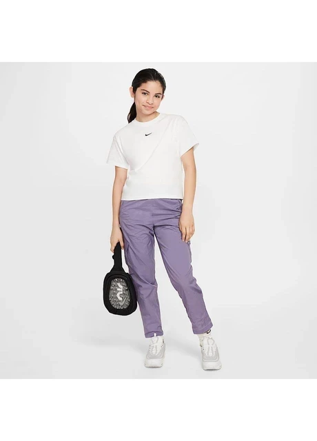 Футболка дитяча Nike Sportswear Essential Older Kids' (Girls') T-Shirt (FZ5559-100) — фото 6