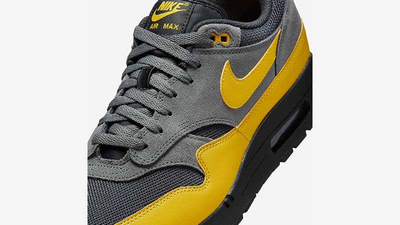 Кросівки чоловічі Nike Air Max 1 Ess (FZ5808-014) — фото 4