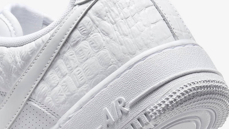 Кросівки чоловічі Nike Air Force 1 '07 Lx (HF2893-100) — фото 7