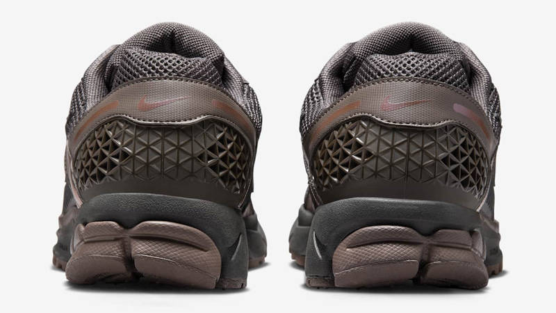 Кросівки чоловічі Nike Zoom Vomero 5 Cave Stone Brown (HF5493-201) — фото 5