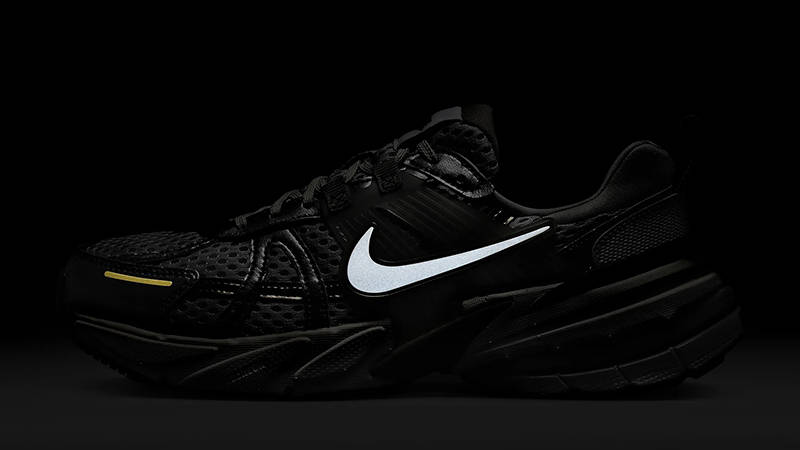 Кросівки жіночі Nike V2k Run (HJ7245-100) — фото 6