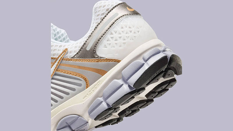 Кросівки чоловічі Nike Zoom Vomero 5 (HJ7247-099) — фото 6