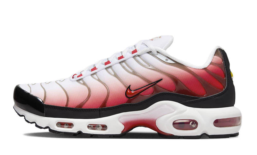 Кросівки чоловічі Nike Air Max Plus White/Red (HM9611-100) — фото 1