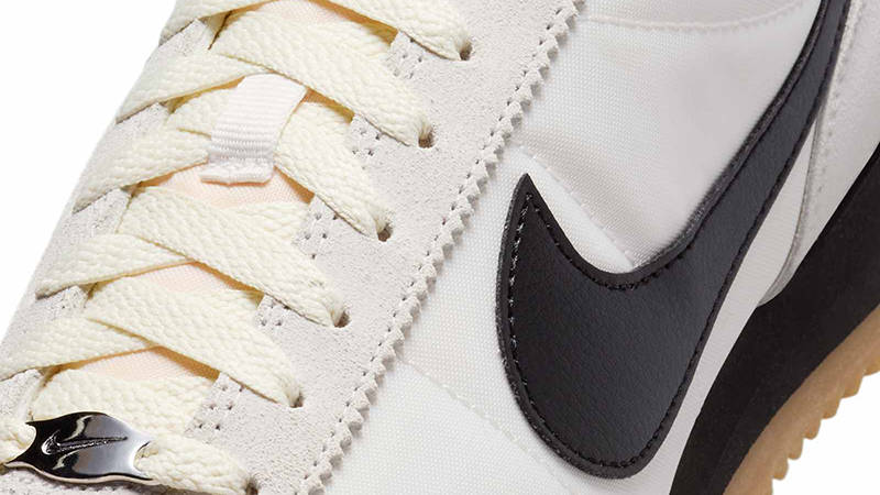 Кросівки унісекс Nike Cortez W Txt (HM9987-001) — фото 6
