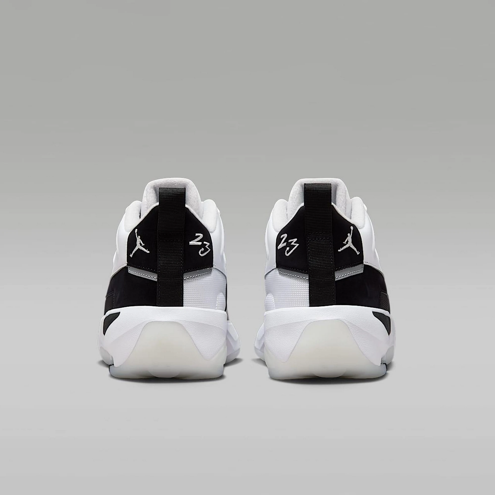 Кросівки чоловічі Jordan Max Aura 7 Black/White (HQ2091-100) — фото 7