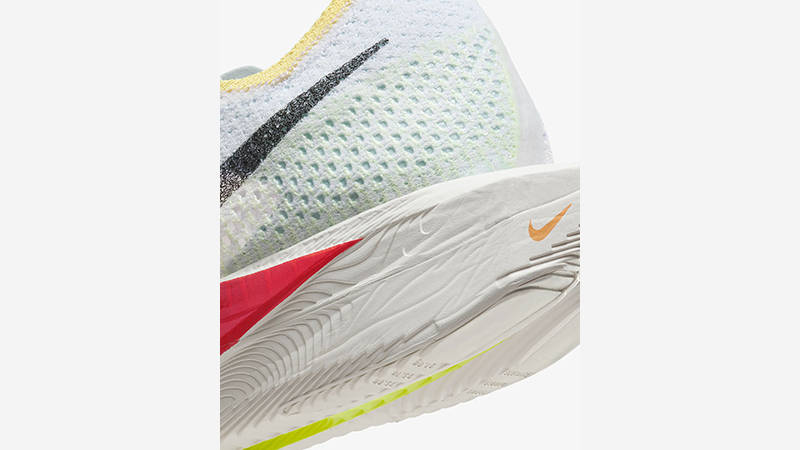 Кросівки жіночі Nike Zoomx Vaporfly Next% 3 (HQ3219-902) — фото 6
