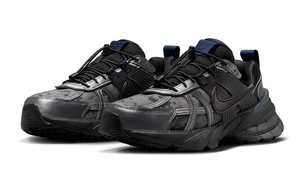 Кросівки жіночі Nike V2k Run (HQ4053-001) — фото 3