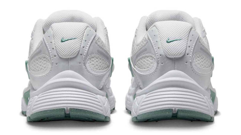 Кросівки жіночі Nike V5 Rnr (HQ7901-106) — фото 5