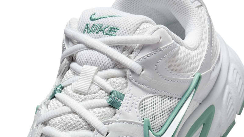 Кросівки жіночі Nike V5 Rnr (HQ7901-106) — фото 6