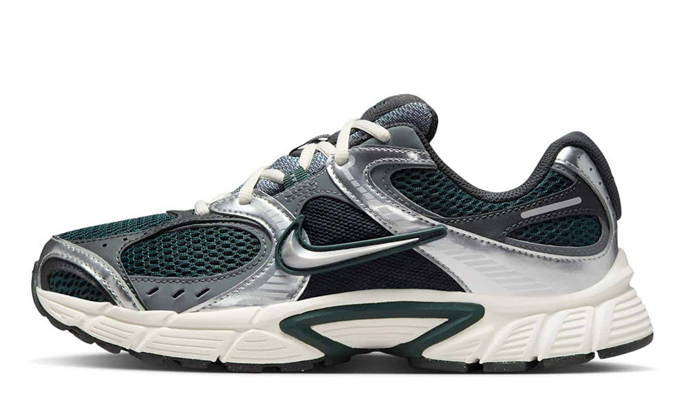 Кросівки жіночі Nike V5 Rnr (HQ7901-300) — фото 1