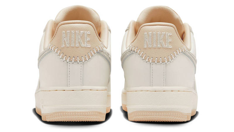 Кросівки жіночі NIKE AIR FORCE 1 '07 W "TASSELS" — фото 5