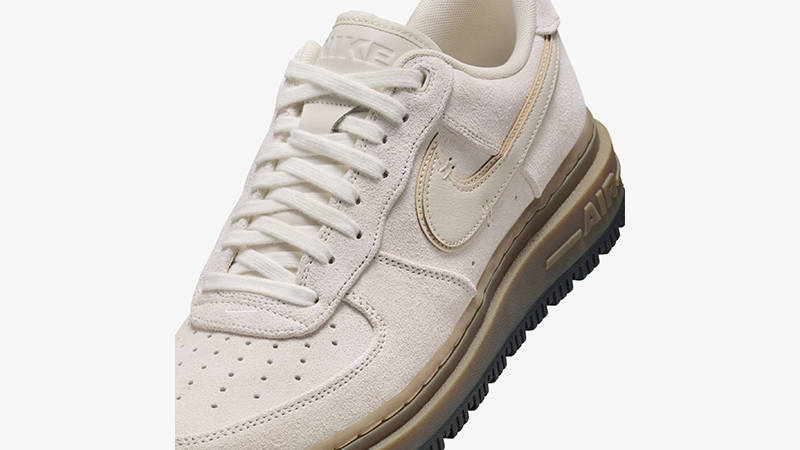 Кросівки чоловічі Nike Air Force 1 Low Luxe (HV2531-100) — фото 4