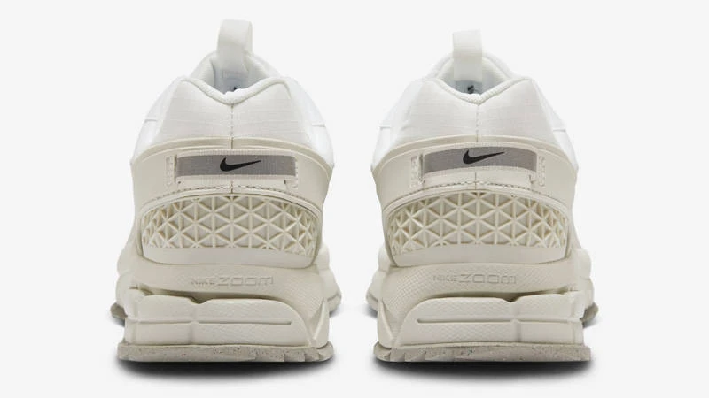 Кросівки чоловічі Nike Zoom Vomero Roam (HV5951-100) — фото 5