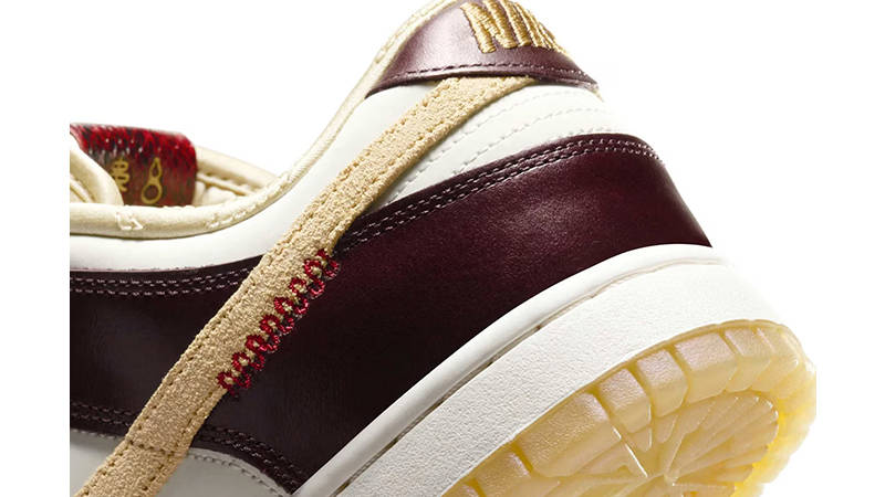 Nike Wmns Dunk Low 'Year of the Snake' — фото 6