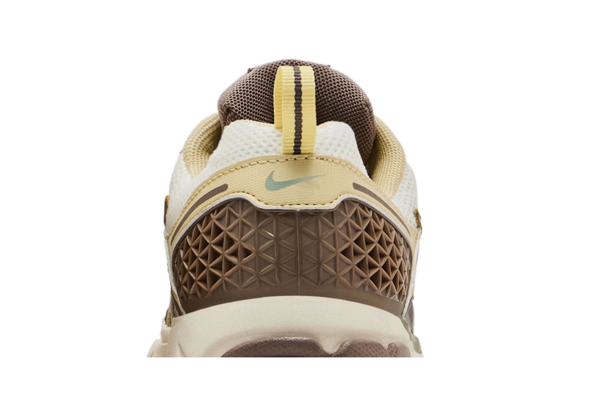 Кросівки жіночі Nike Vomero 5 GS 'Pale Ivory Mink Brown' — фото 9