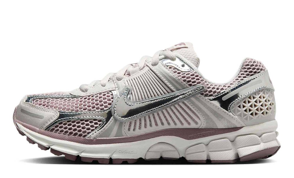 Кросівки жіночі Nike Wmns Air Zoom Vomero 5 'Chrome Platinum Violet' — фото 1