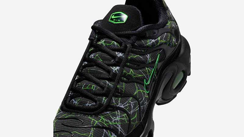 Кросівки чоловічі Nike Air Max Plus Black (IB3075-001) — фото 5