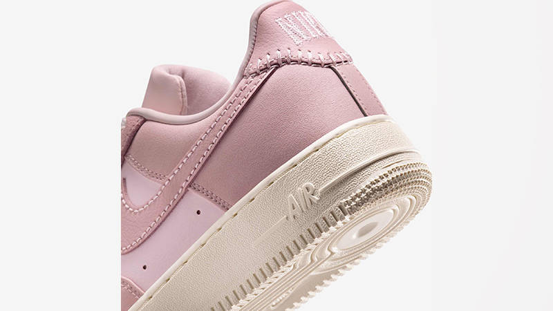 Кросівки жіночі Nike Wmns Air Force 1 Low 'Pink Oxford Tassels' — фото 6