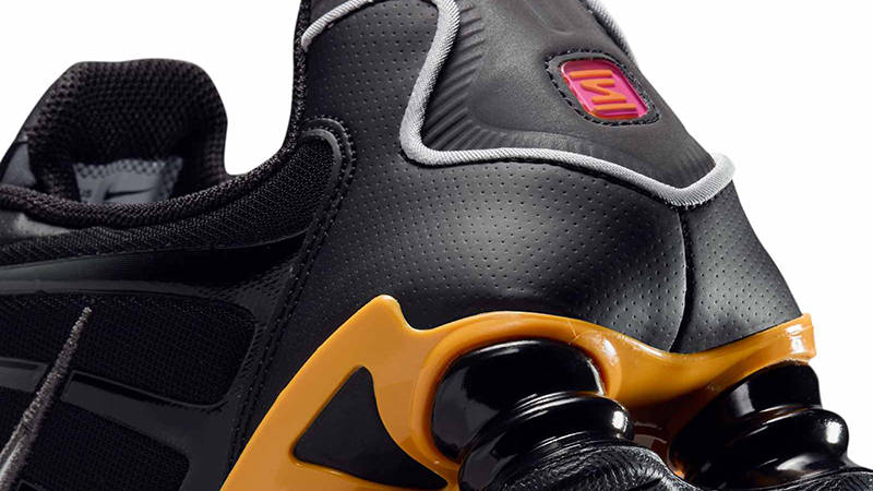 Nike Shox TL 'Black Varsity Maize' — фото 8
