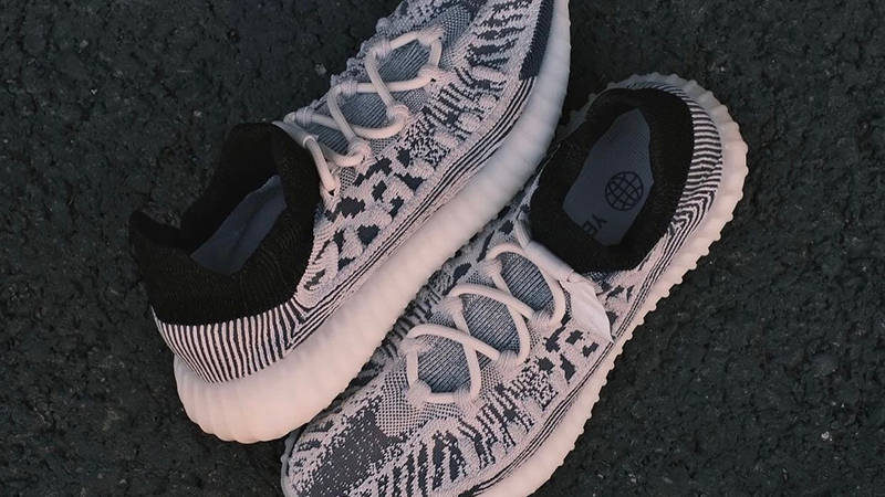 Кросівки чоловічі Adidas Yeezy Boost 350 V2 (IG9608) — фото 5
