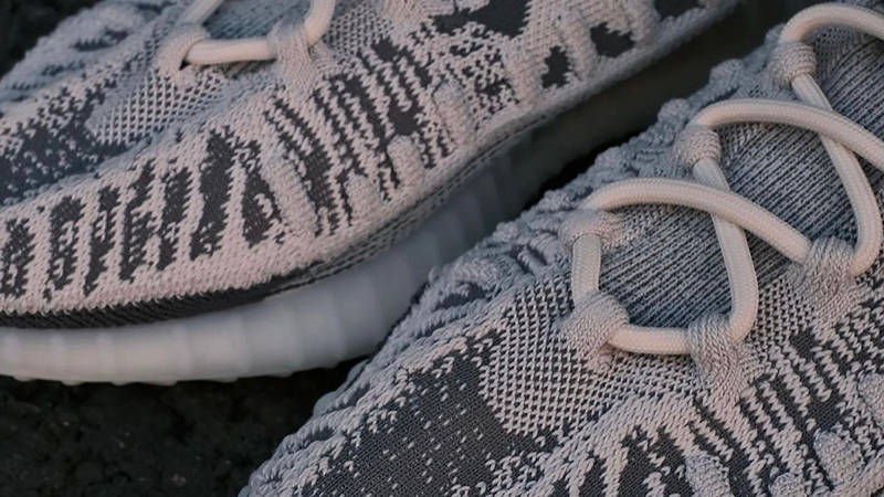 Кросівки чоловічі Adidas Yeezy Boost 350 V2 (IG9608) — фото 8