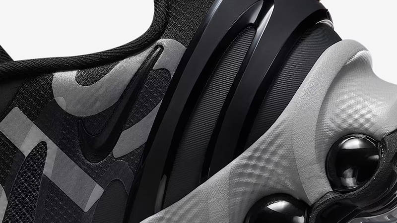 Кросівки чоловічі Nike Air Max Dn8 Black (IH2140-001) — фото 8