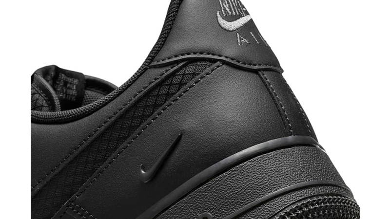 Кросівки Nike Air Force 1 '07 LV8 — фото 6