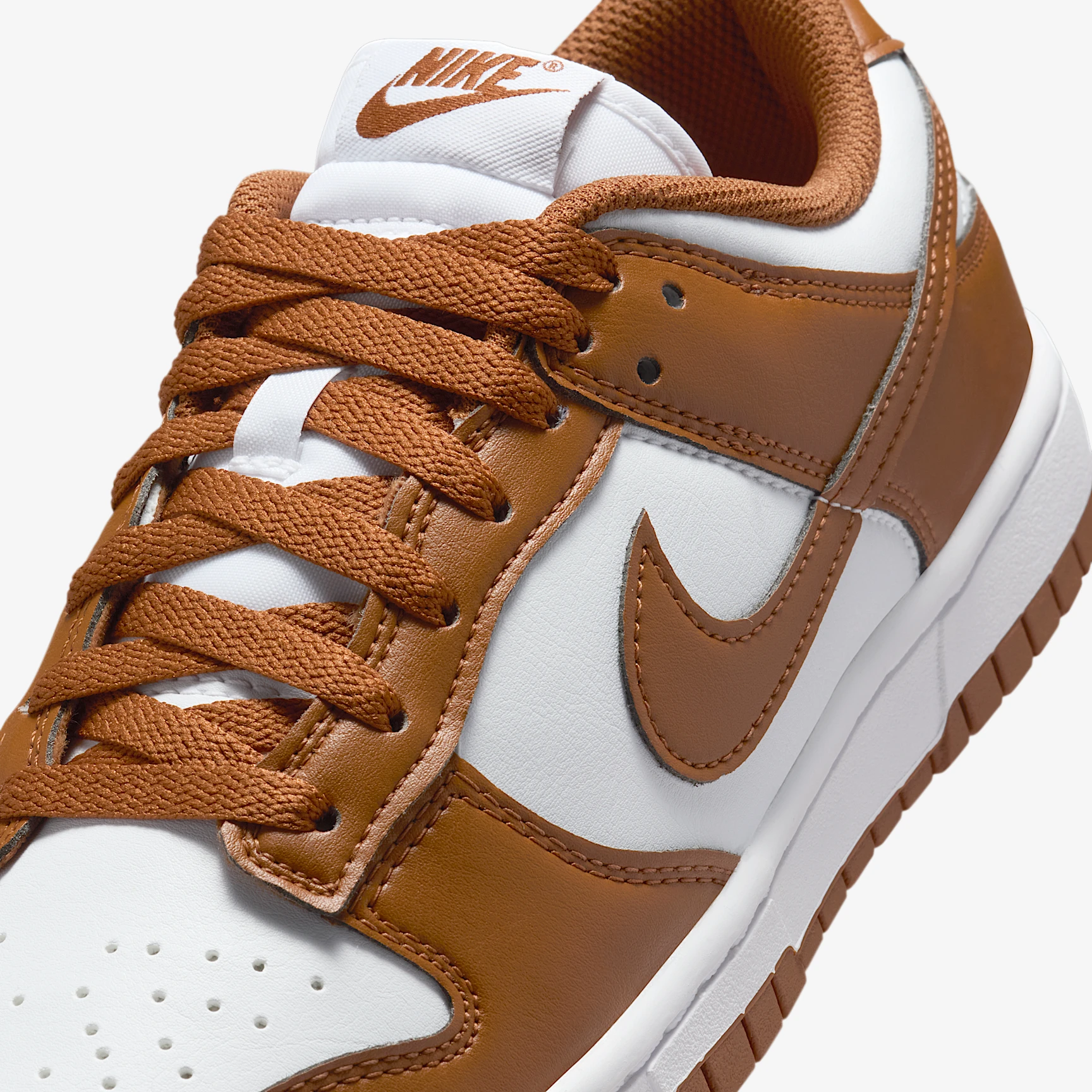 Кросівки унісекс Nike Dunk Low (біло/коричневі) — фото 6