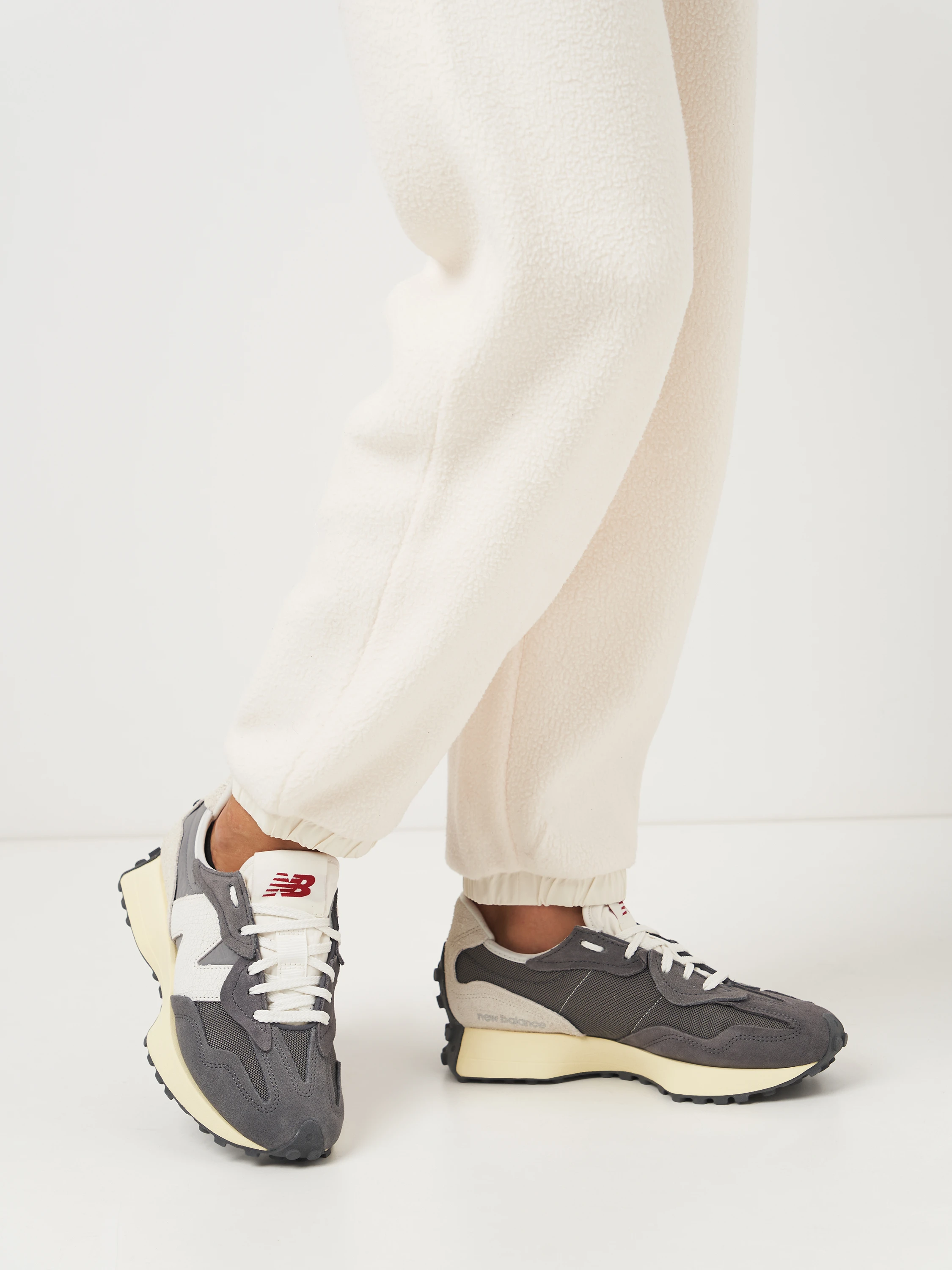 Кросівки унісекс New Balance 327 (U327WRF) — фото 8