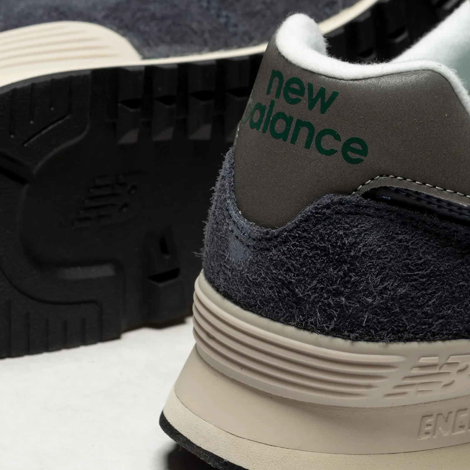 Кросівки чоловічі New Balance 574 (U574RH2) — фото 9