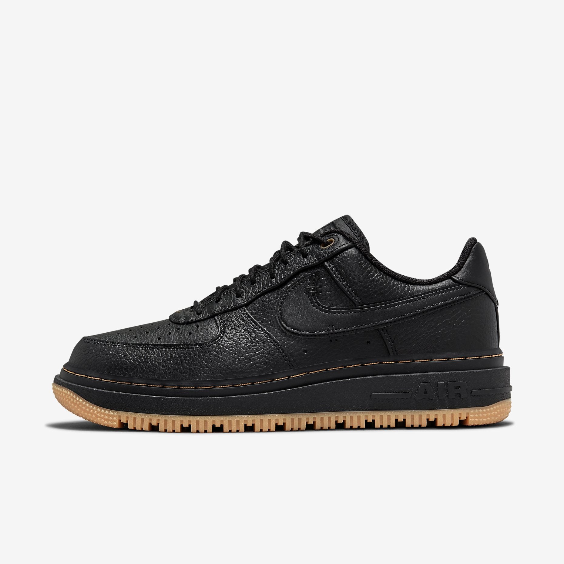 Кросівки чоловічі Nike Air Force 1 Luxe (DB4109-001) — фото 1