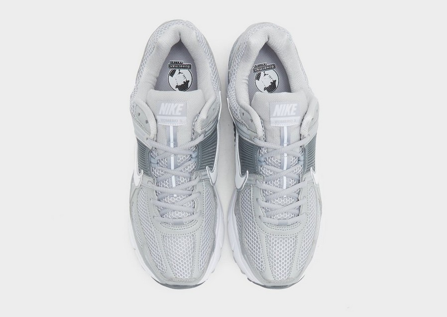 Кросівки для бігу чоловічі Nike Air Zoom Vomero 5 (FJ4151-003) — фото 6