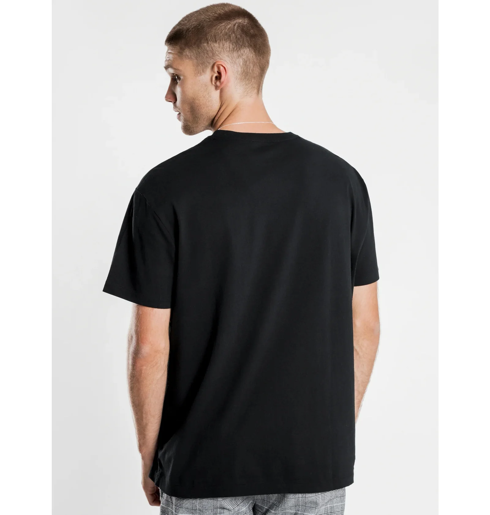 Футболка чоловіча Polo Ralph Lauren Pocket Tee In Black — фото 7