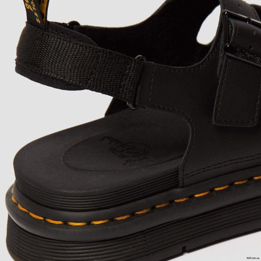 Сандалі чоловічі Dr. Martens Soloman Black Hydro Leather (25767001) — фото 5