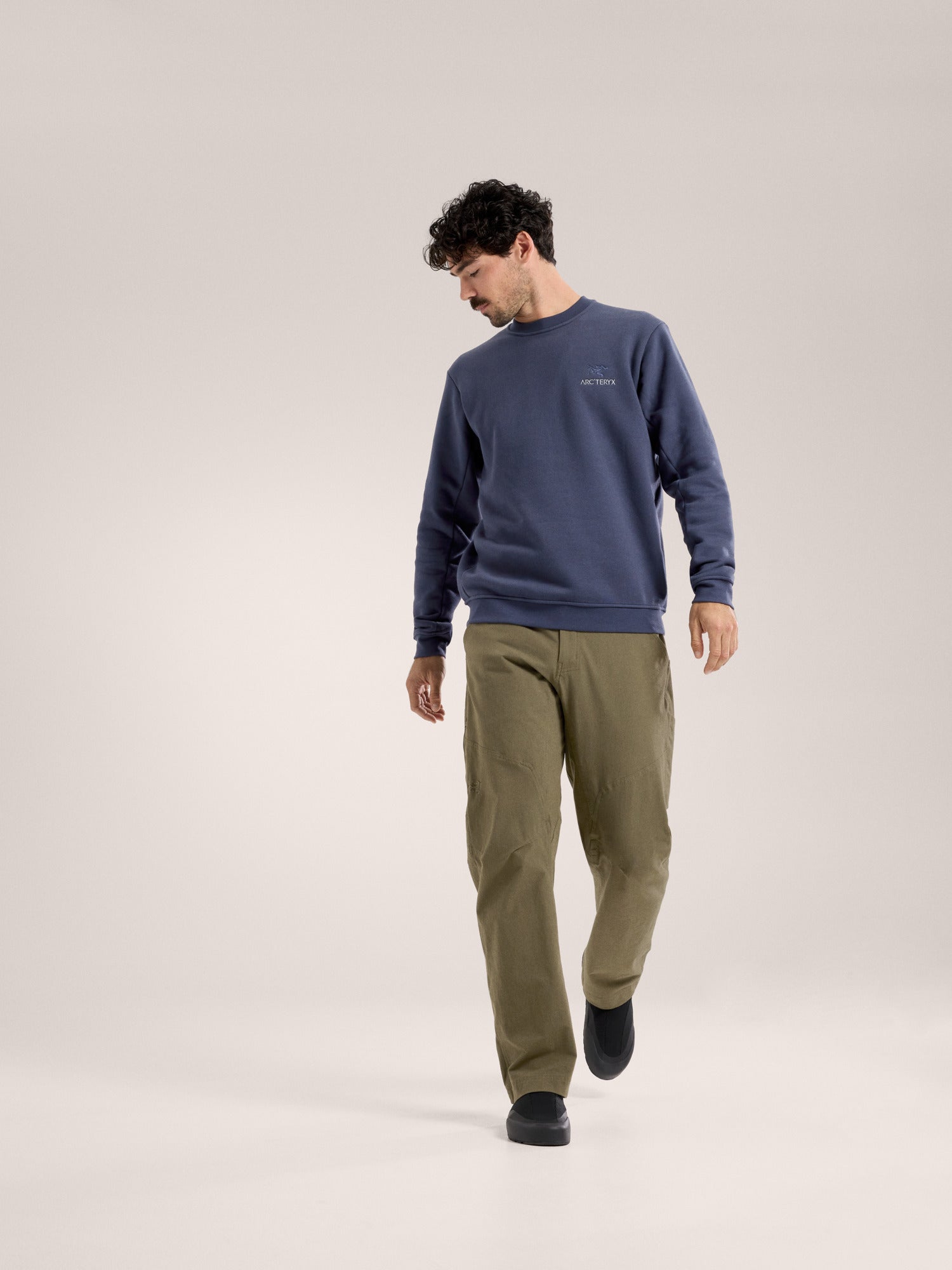 Світшот Arc'teryx Emblem Fleece Crew Black Sapphire — фото 17