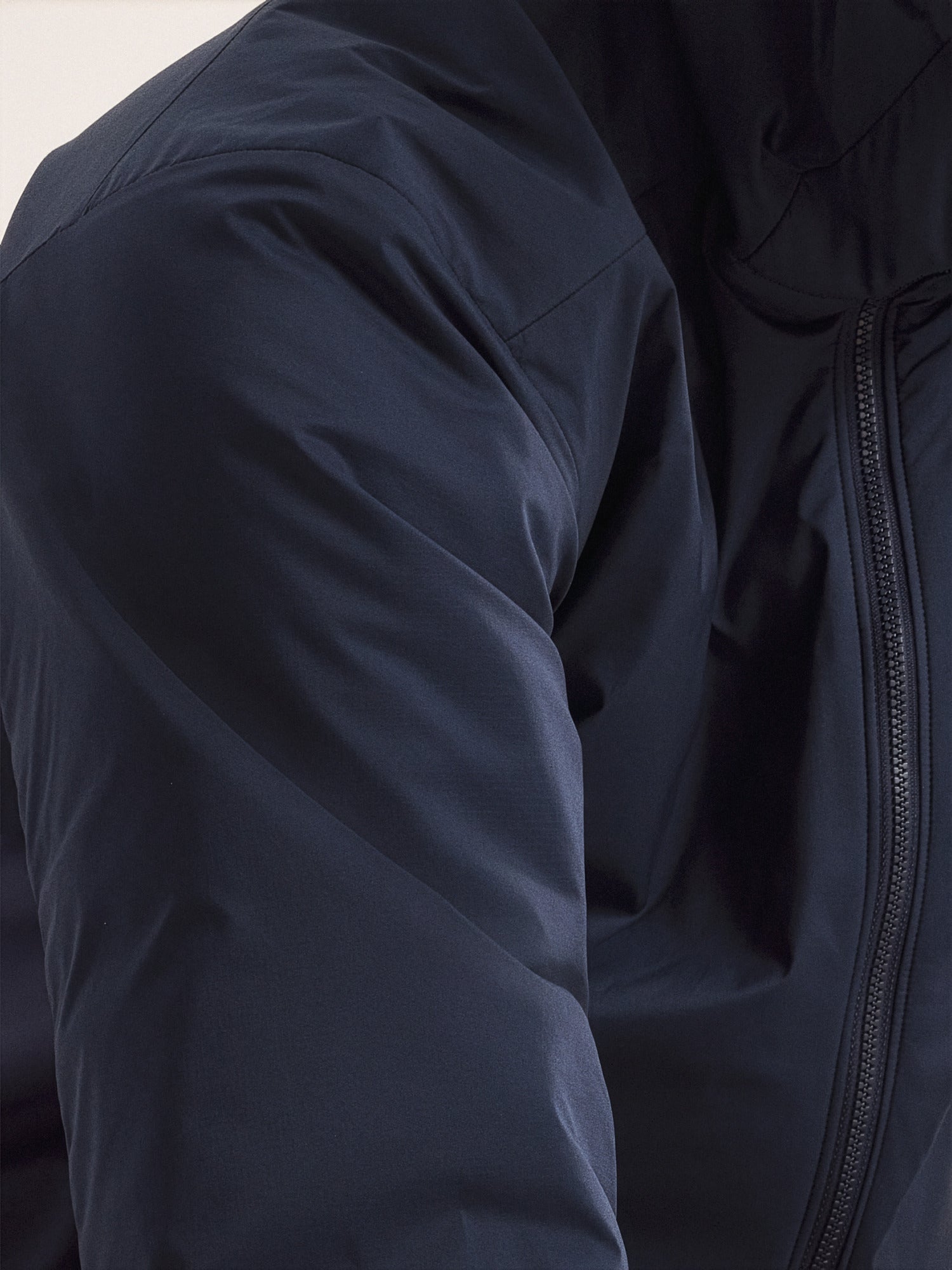 Худі Arc'teryx Atom Hoody Black Sapphire — фото 9