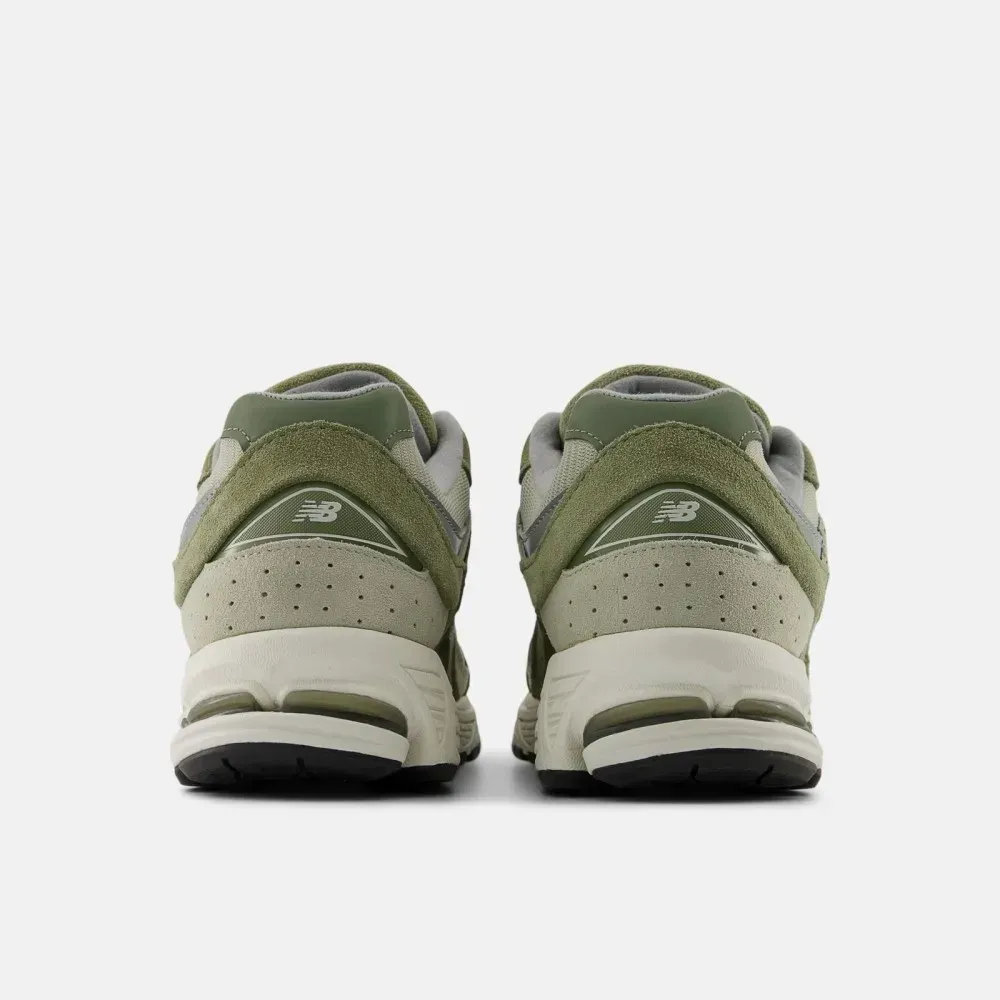 Кросівки чоловічі New Balance 2002 Grey/Olive — фото 3