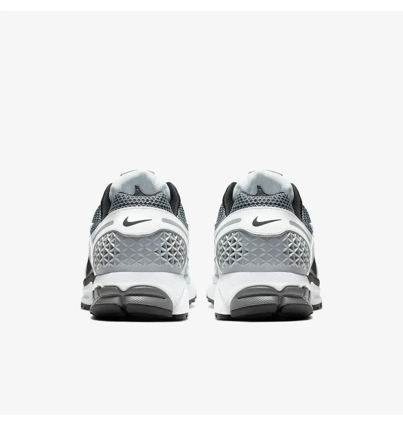 Кросівки чоловічі Nike Zoom Vomero 5 (FJ4151-004) — фото 6