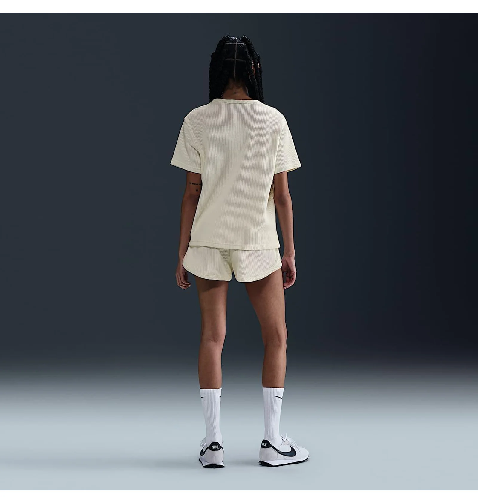 Жіноча футболка NIKE W NSW NK CHLL WFL SS TOP HJ3838-134, L — фото 7