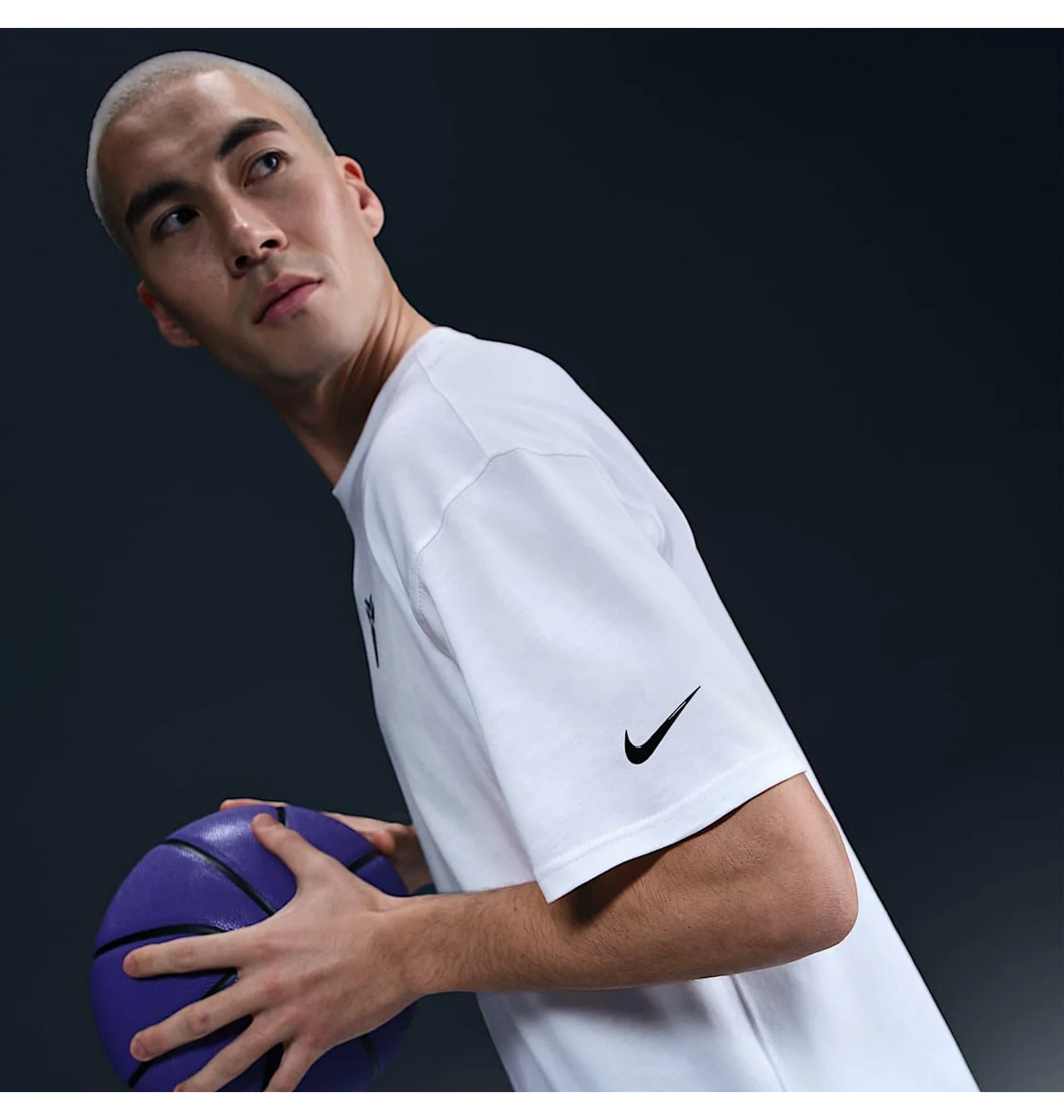 Nike Kobe Men's Basketball T-shirt - Чоловіча Футболка — фото 3