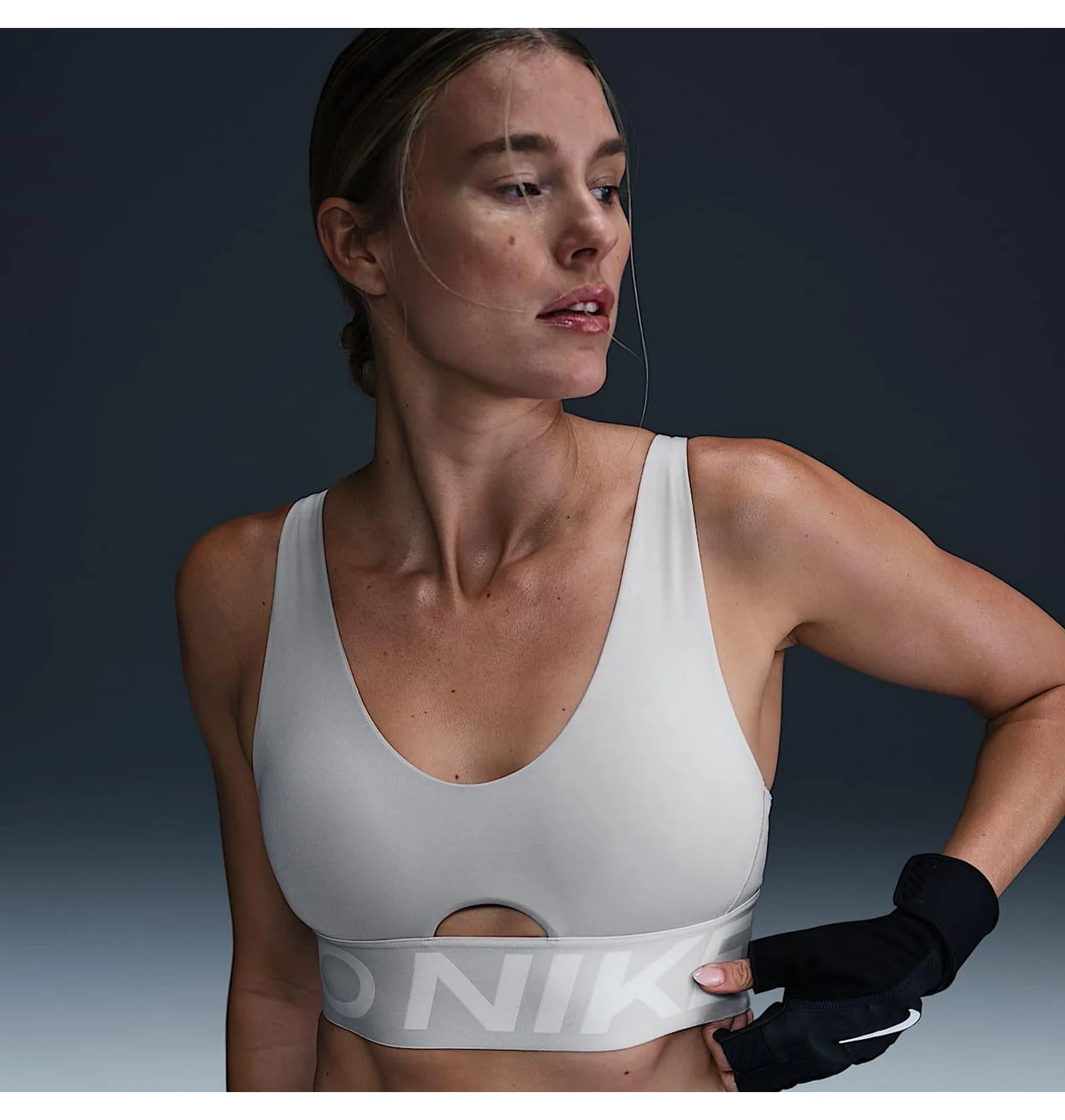 Жіночий топ Nike Pro Indy Plunge Bra HF7324-077 — фото 2
