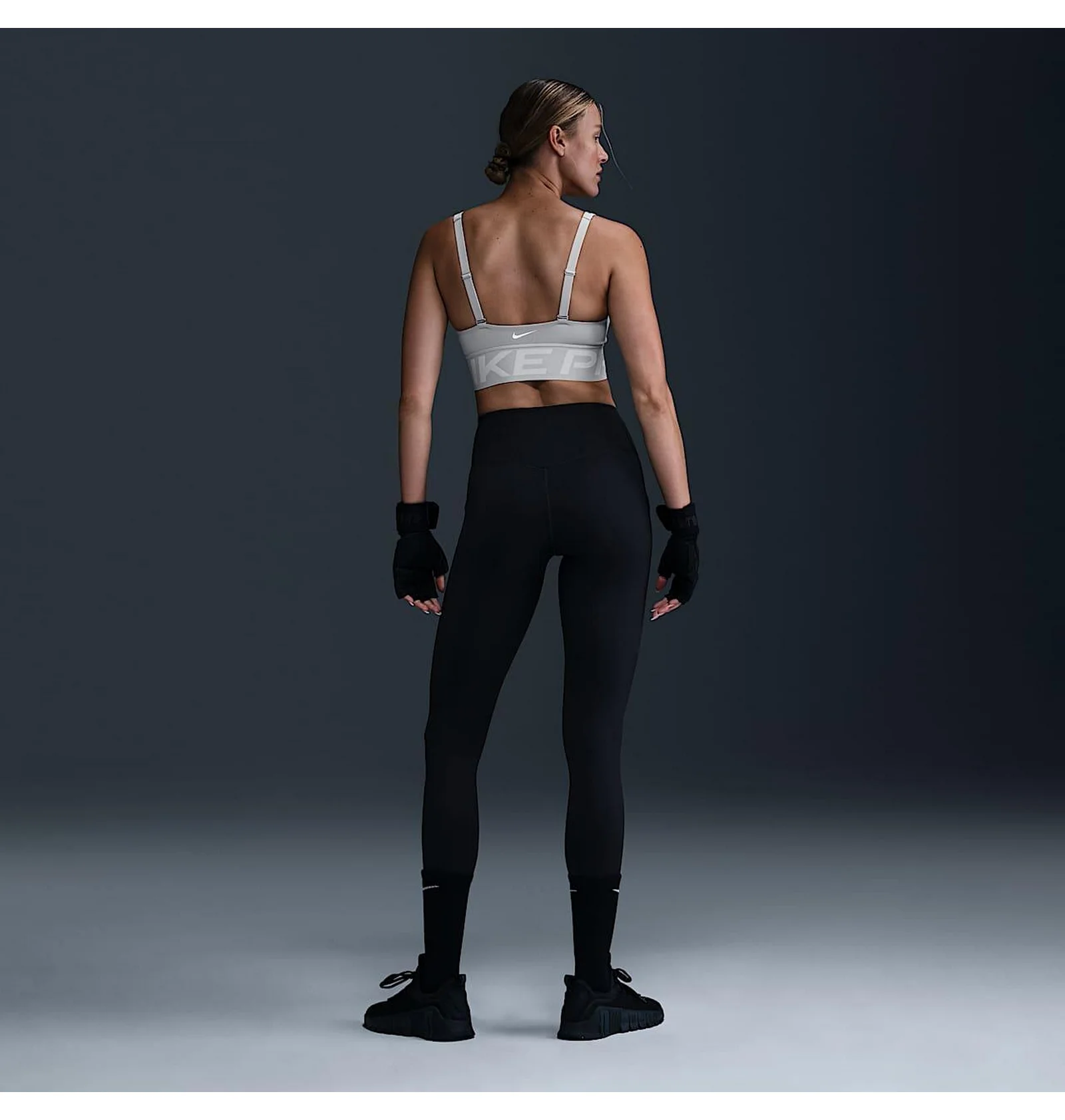 Жіночий топ Nike Pro Indy Plunge Bra HF7324-077 — фото 6