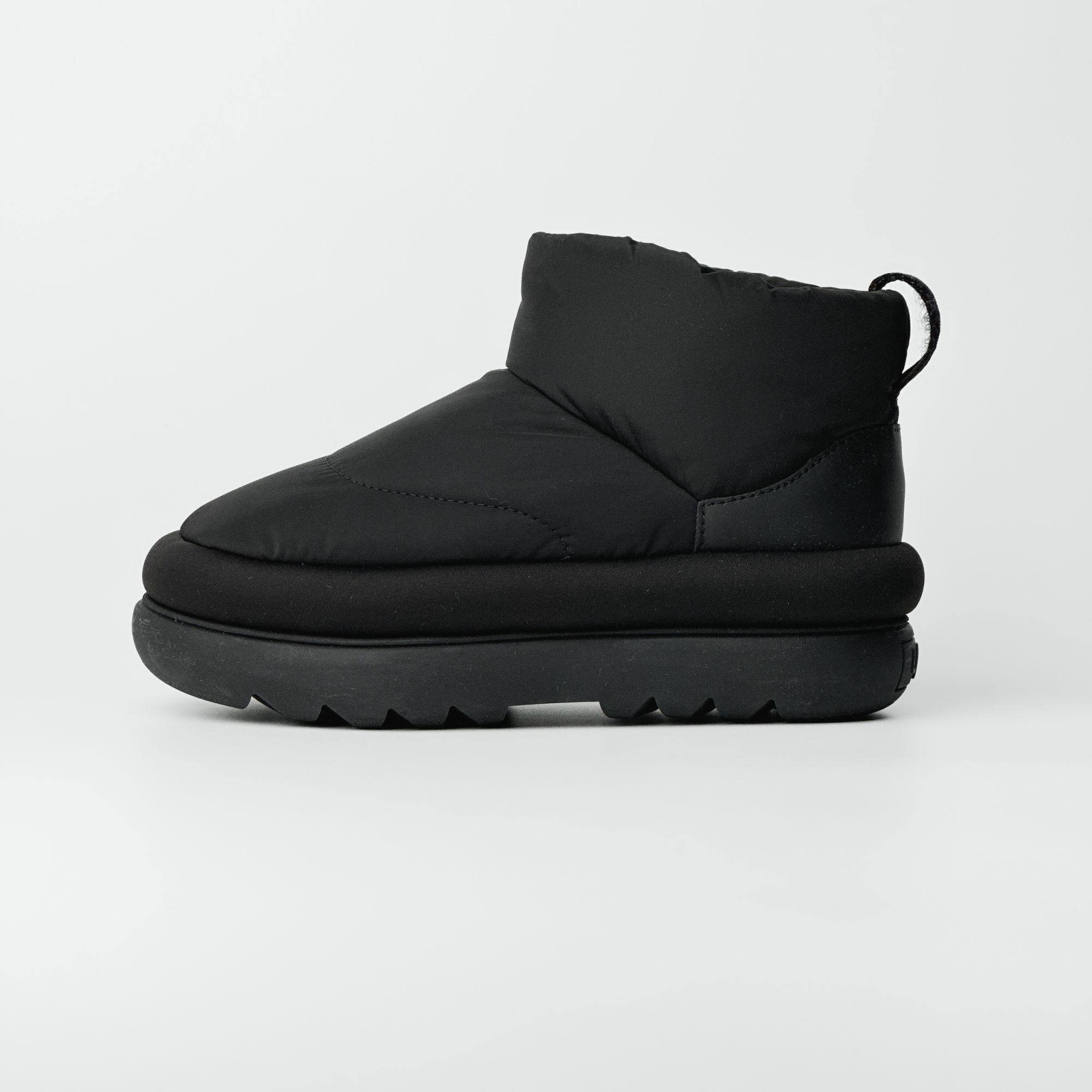 Кросівки жіночі Ugg Classic Maxi Mini Boot Black (1132017) — фото 1