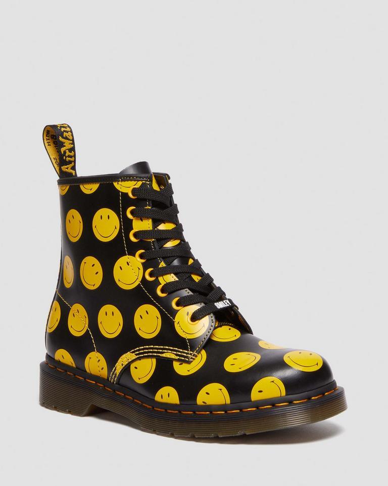 Черевики Dr. Martens 1460 Smiley Smooth Leather Black — фото 3