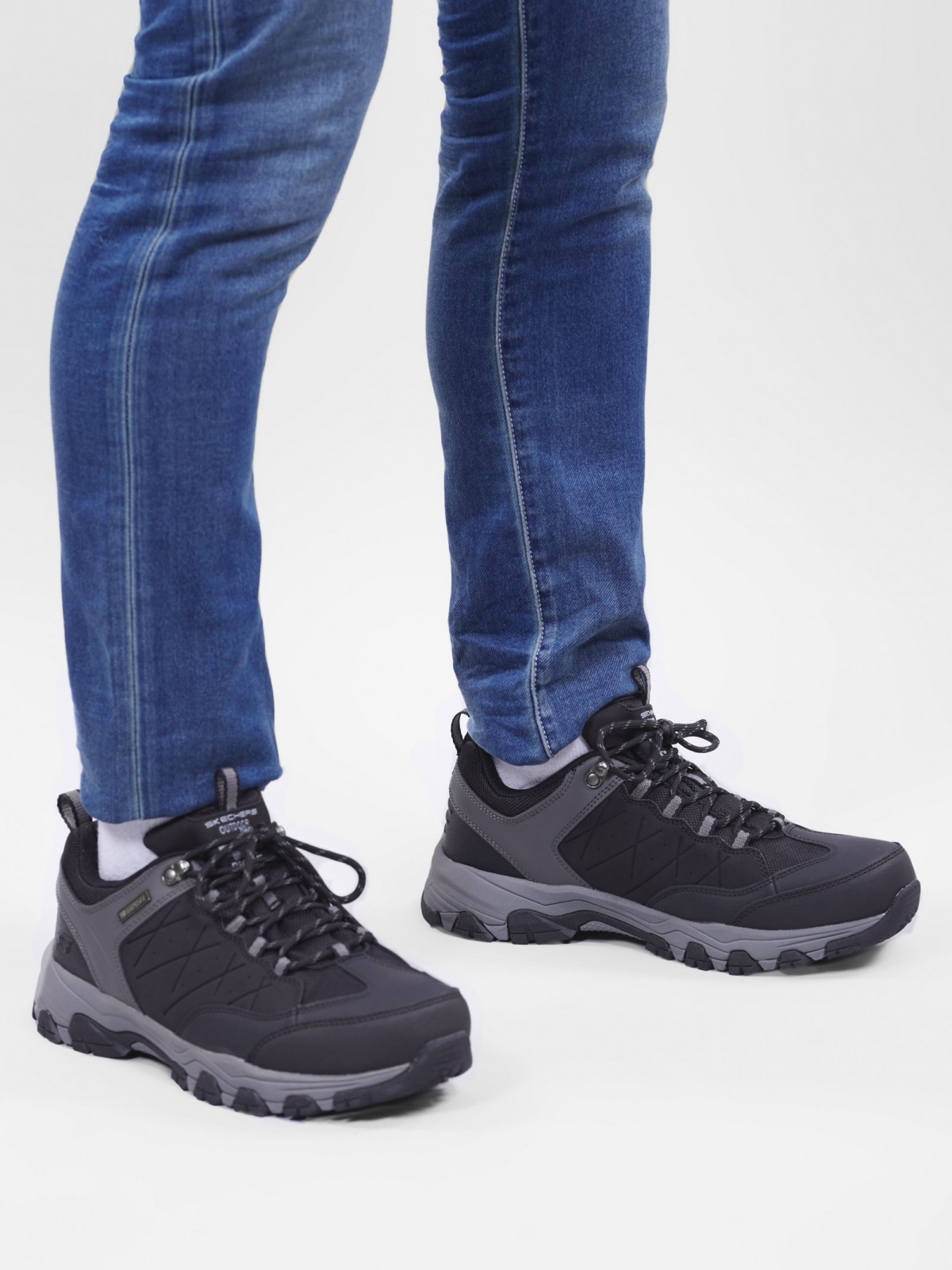 Кросівки Relaxed Fit: Selmen - Helson 66282BLK Skechers 10 (43) Чорний — фото 7