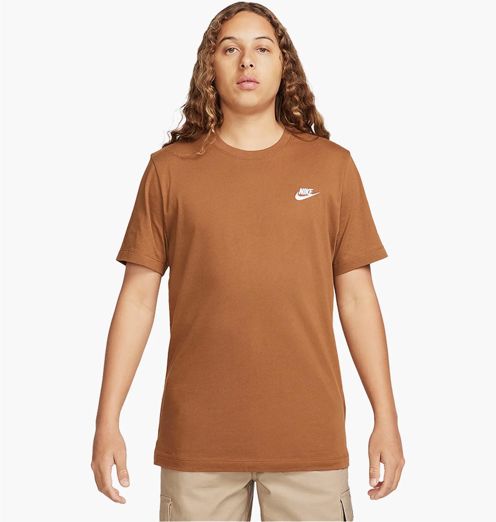 Футболка чоловіча Nike Sportswear Club T-Shirt Brown (AR4997-281) — фото 1